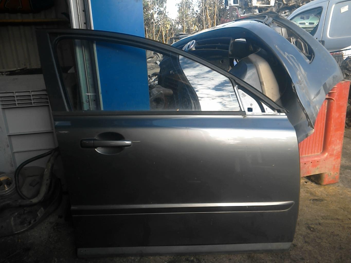 Porte avant droit VOLVO S 40 2 PHASE 1 Essence - 1