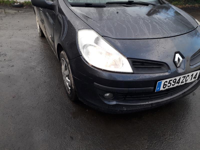 Pivot de moyeu avant droit RENAULT CLIO 3 PHASE 1 Diesel - 1