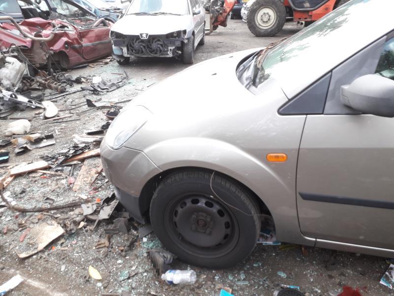 Compteur FORD FIESTA 5 PHASE 1 Essence - 1