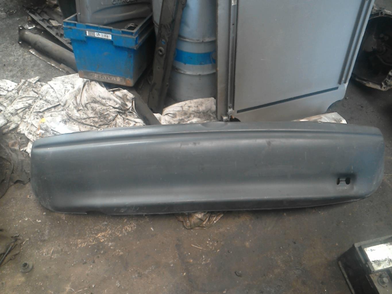 Pare choc arriere OPEL CORSA B  - 1