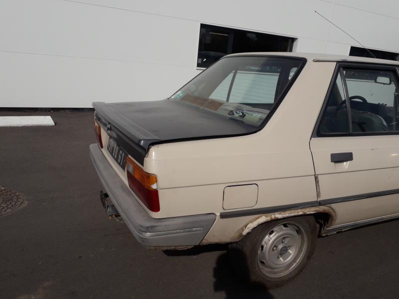 Cremaillere mecanique RENAULT R9  - 1