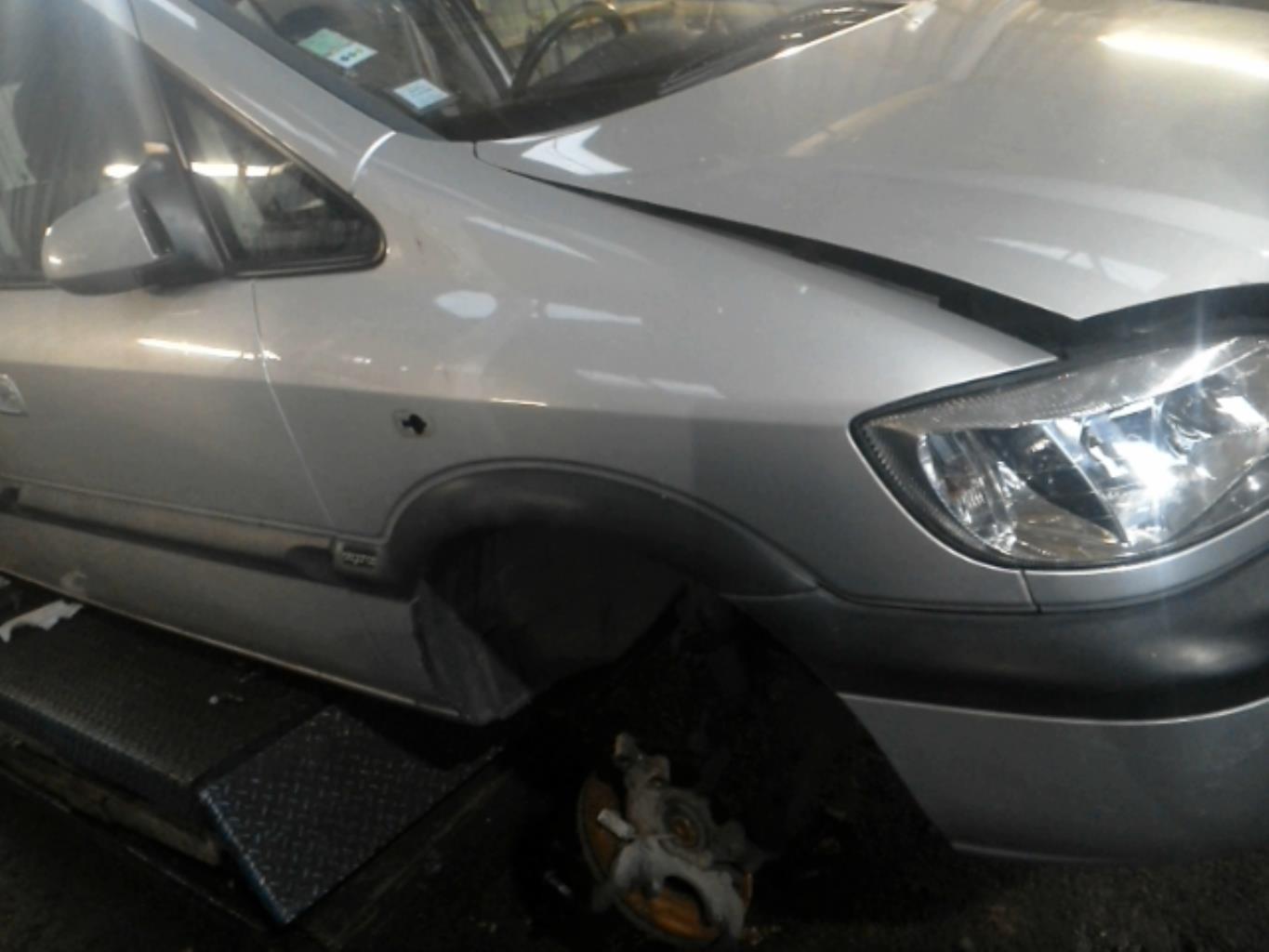 Aile avant droit OPEL ZAFIRA A PHASE 2 Diesel - 1