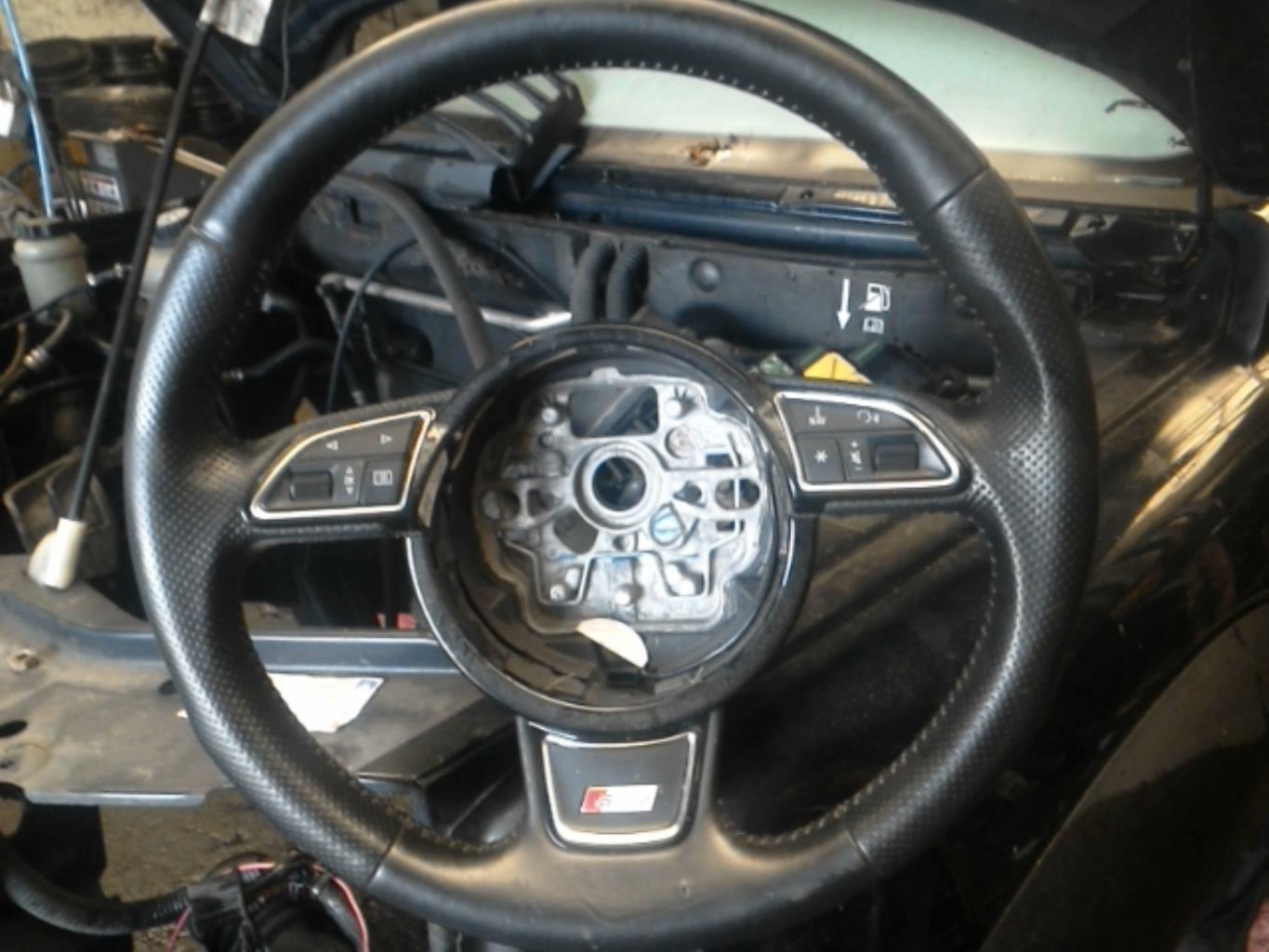 Volant AUDI A1 1  - 1