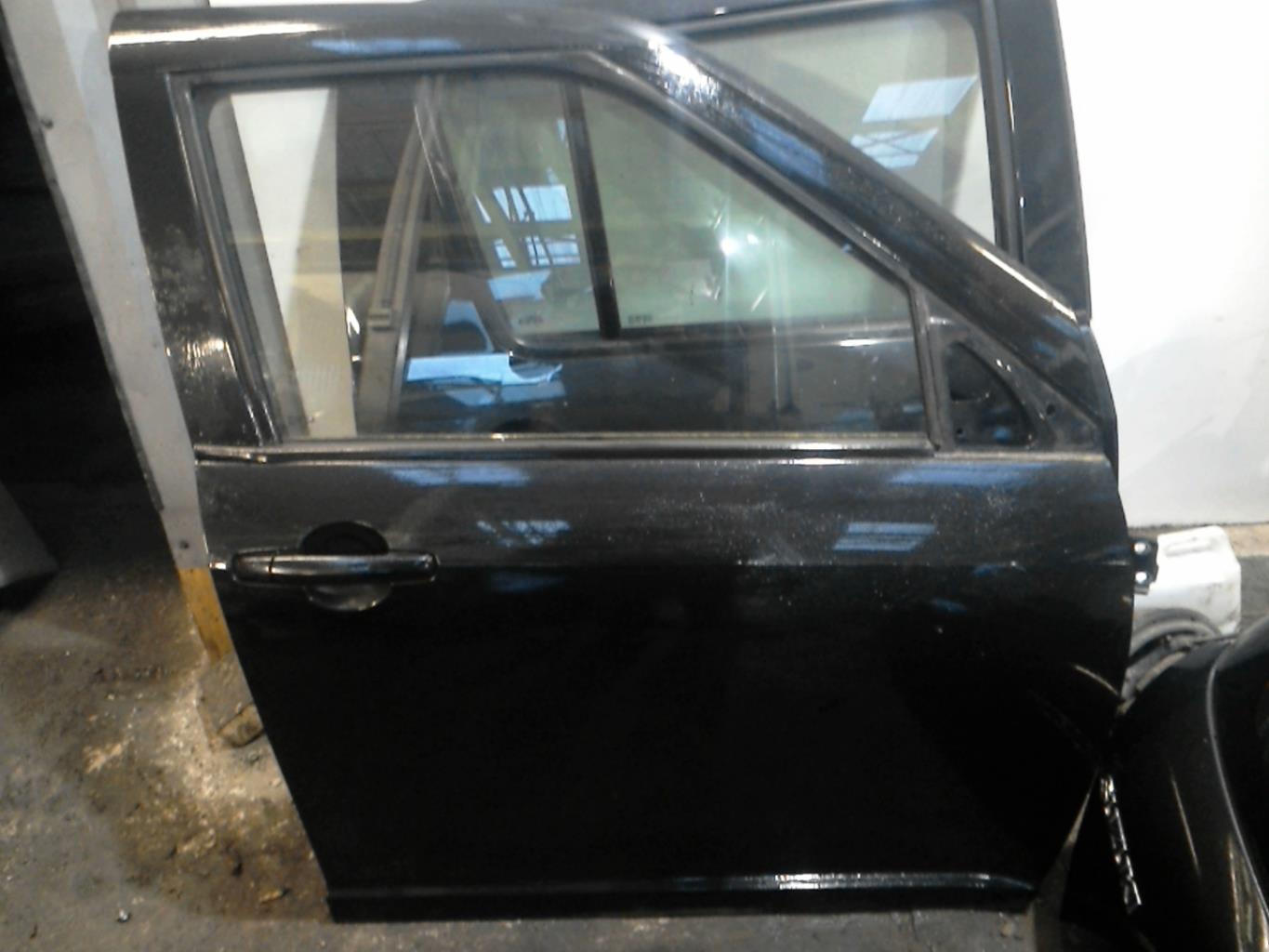 Porte avant droit SUZUKI SWIFT 3 Diesel - 1