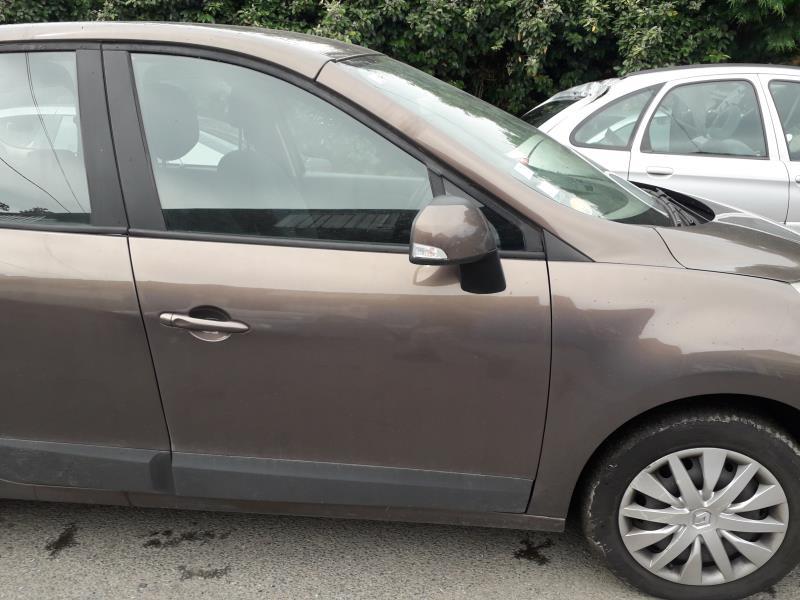 Ecran GPS RENAULT GRAND SCENIC 3 PHASE 1 Diesel - 1