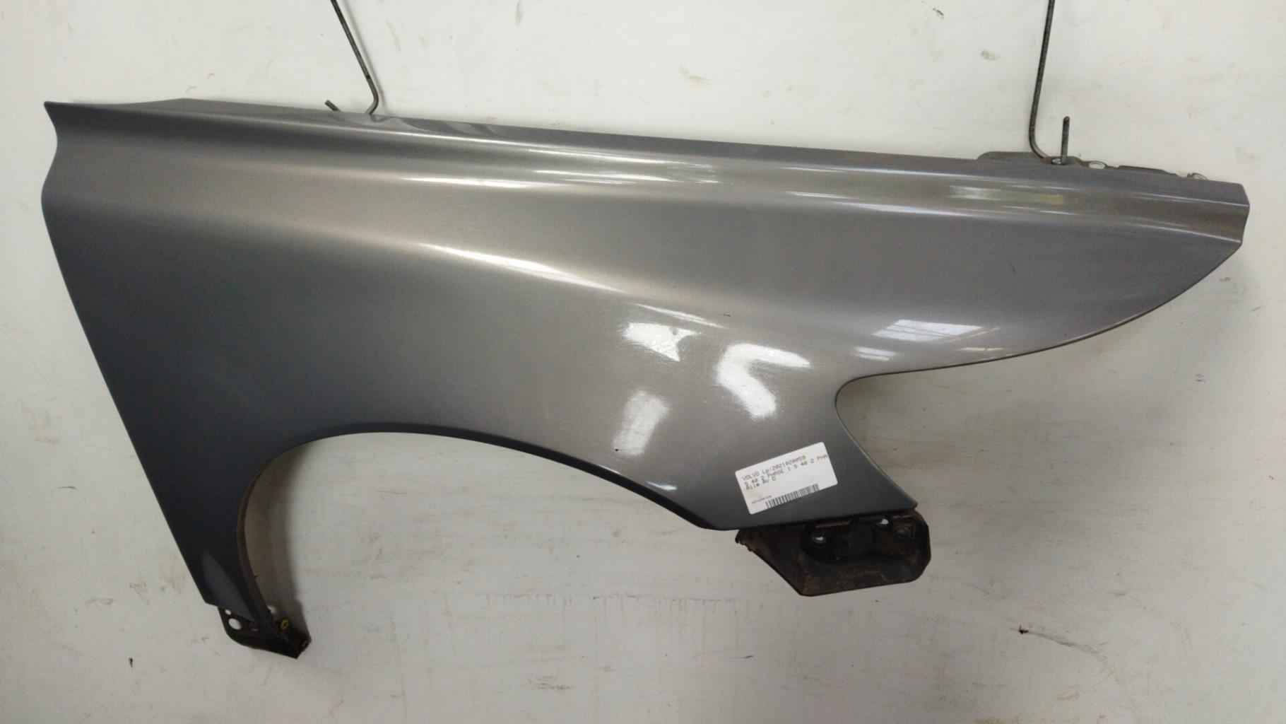 Aile avant droit VOLVO S 40 2 PHASE 1 Diesel - 1