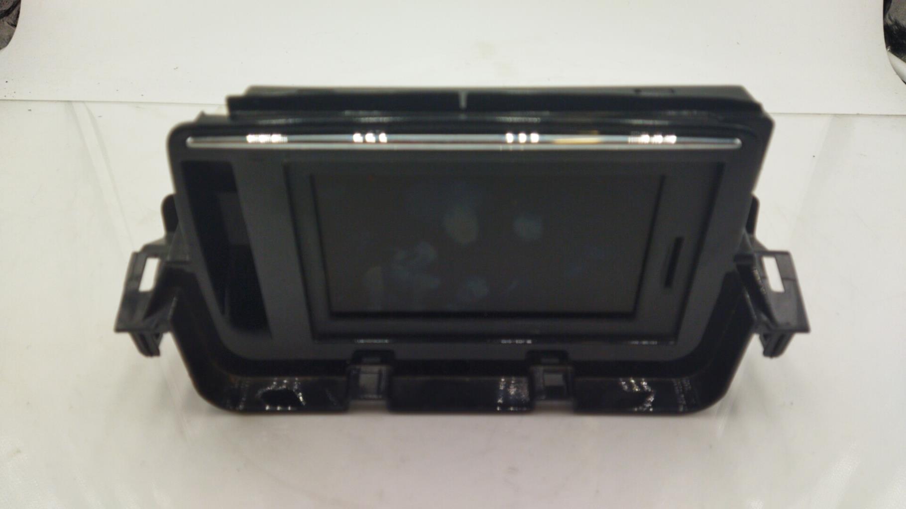 Ecran GPS RENAULT MEGANE 3 PHASE 2 COUPE Diesel - 1