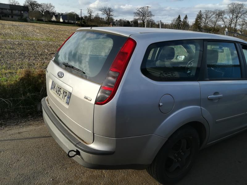 Pompe de direction FORD FOCUS 2 PHASE 1 BREAK Diesel - 1
