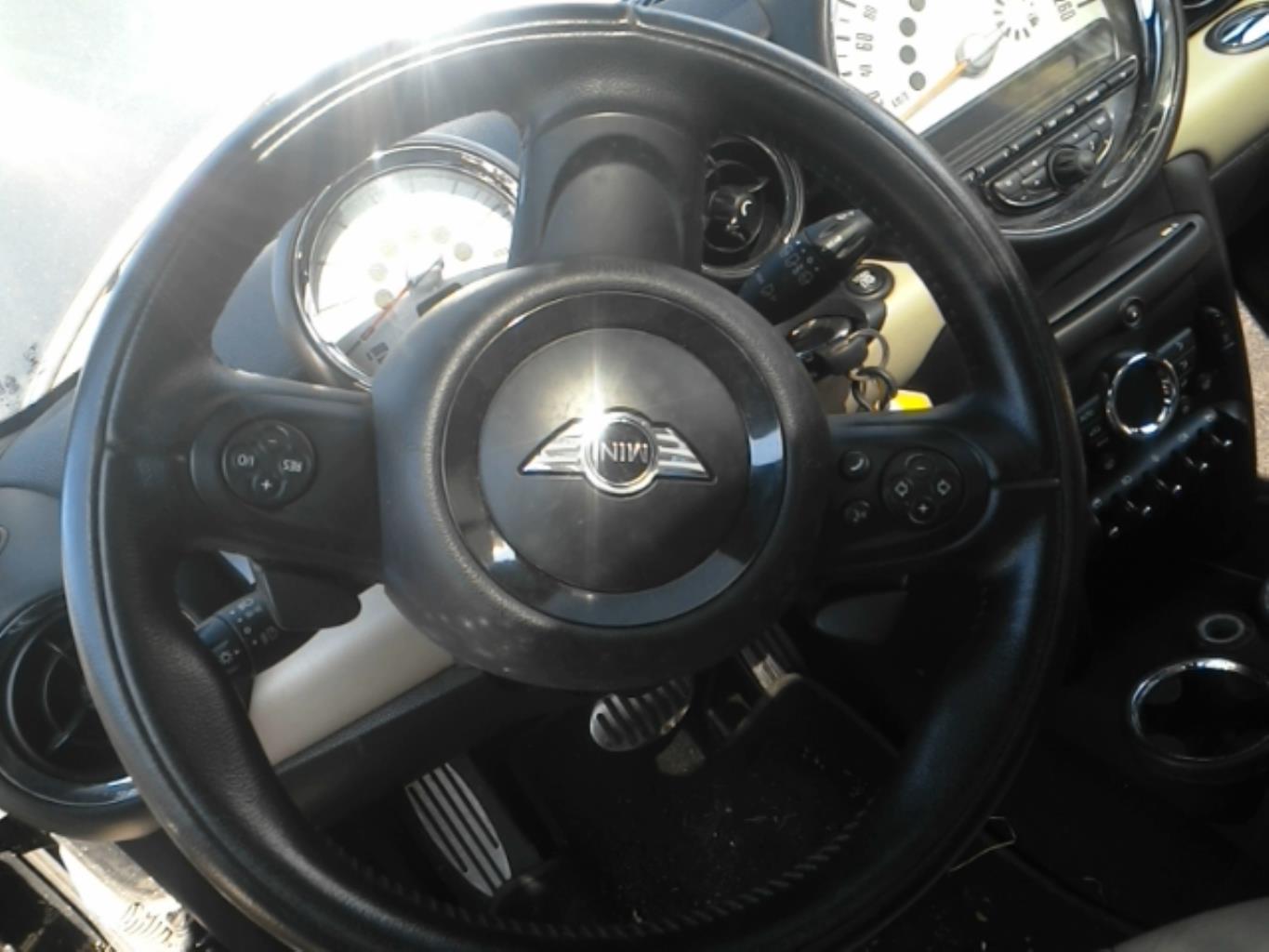 Volant MINI MINI 2 R56 PHASE 2 Essence - 1