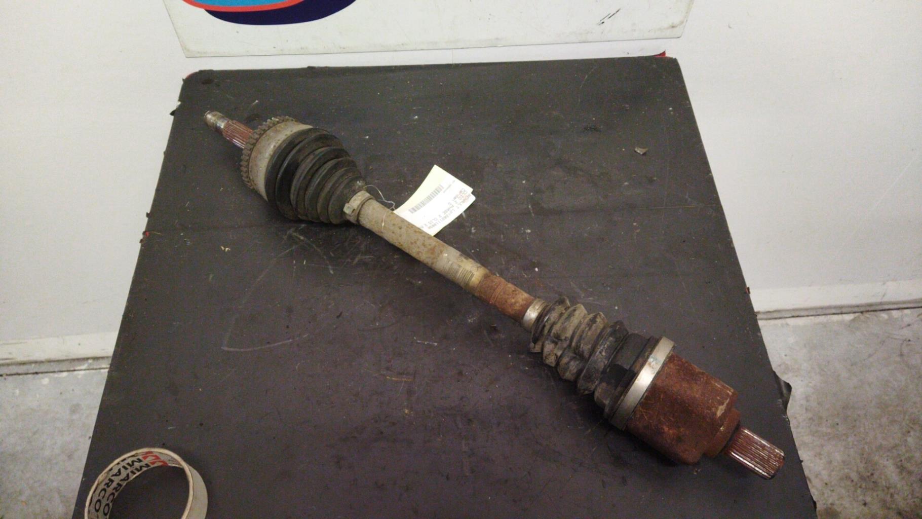 Cardan gauche (transmission) RENAULT CLIO 2 PHASE 2 Essence - 1