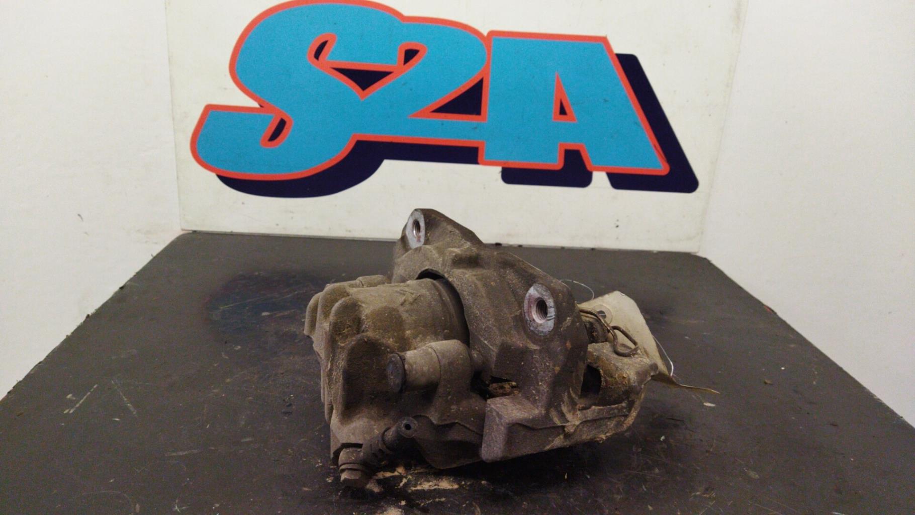 Etrier avant gauche (freinage) CITROEN C5 2 Diesel - 1