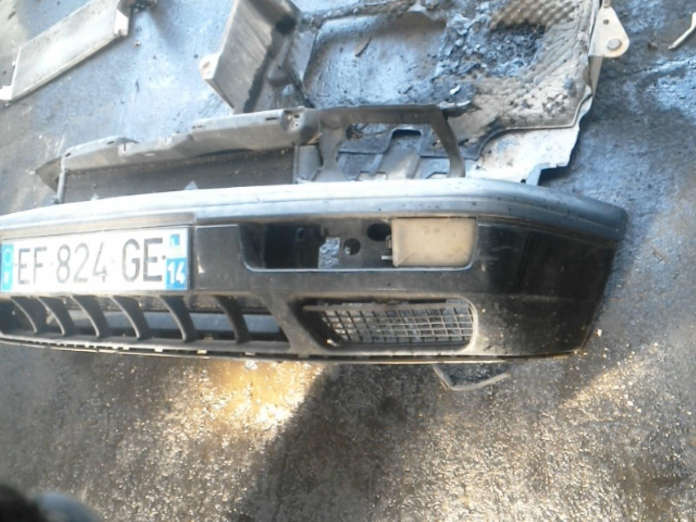 Pare choc avant VOLKSWAGEN GOLF 3 Diesel - 1