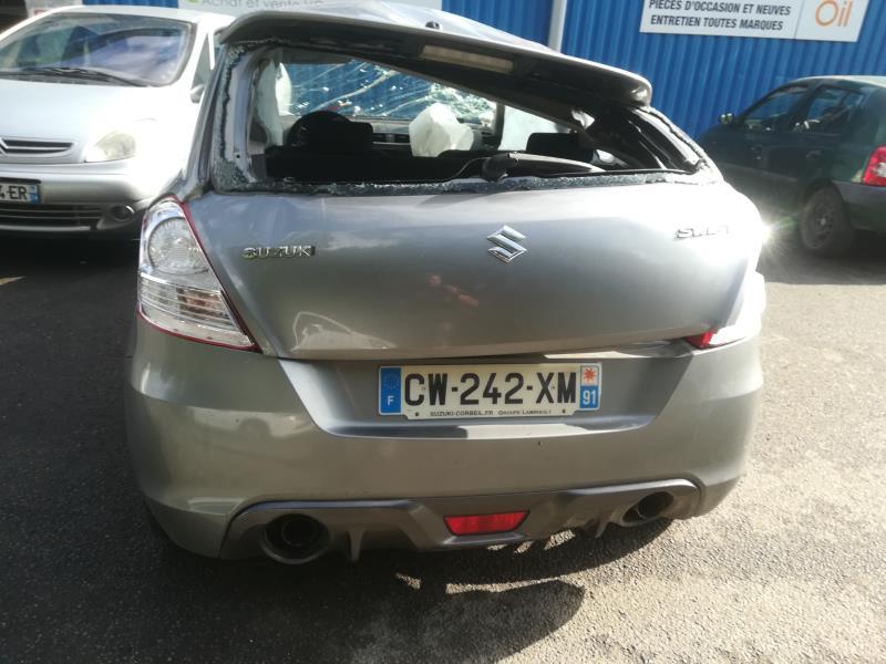 Reservoir SUZUKI SWIFT 4 Essence - 1