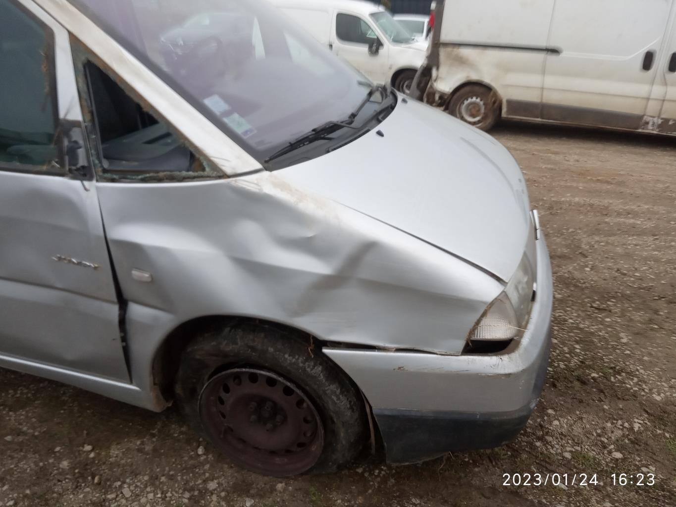 Etrier avant gauche (freinage) CITROEN JUMPY 1  - 1