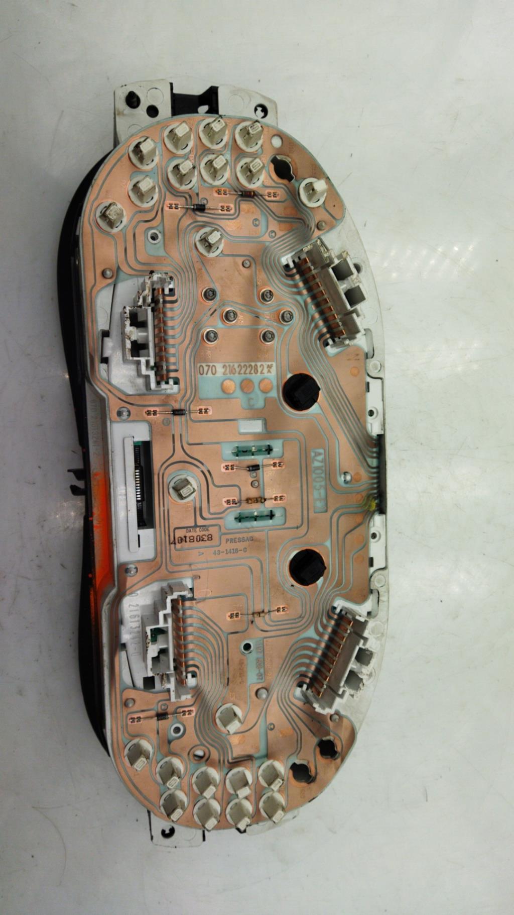 Compteur RENAULT CLIO 2 PHASE 1 Essence - 1