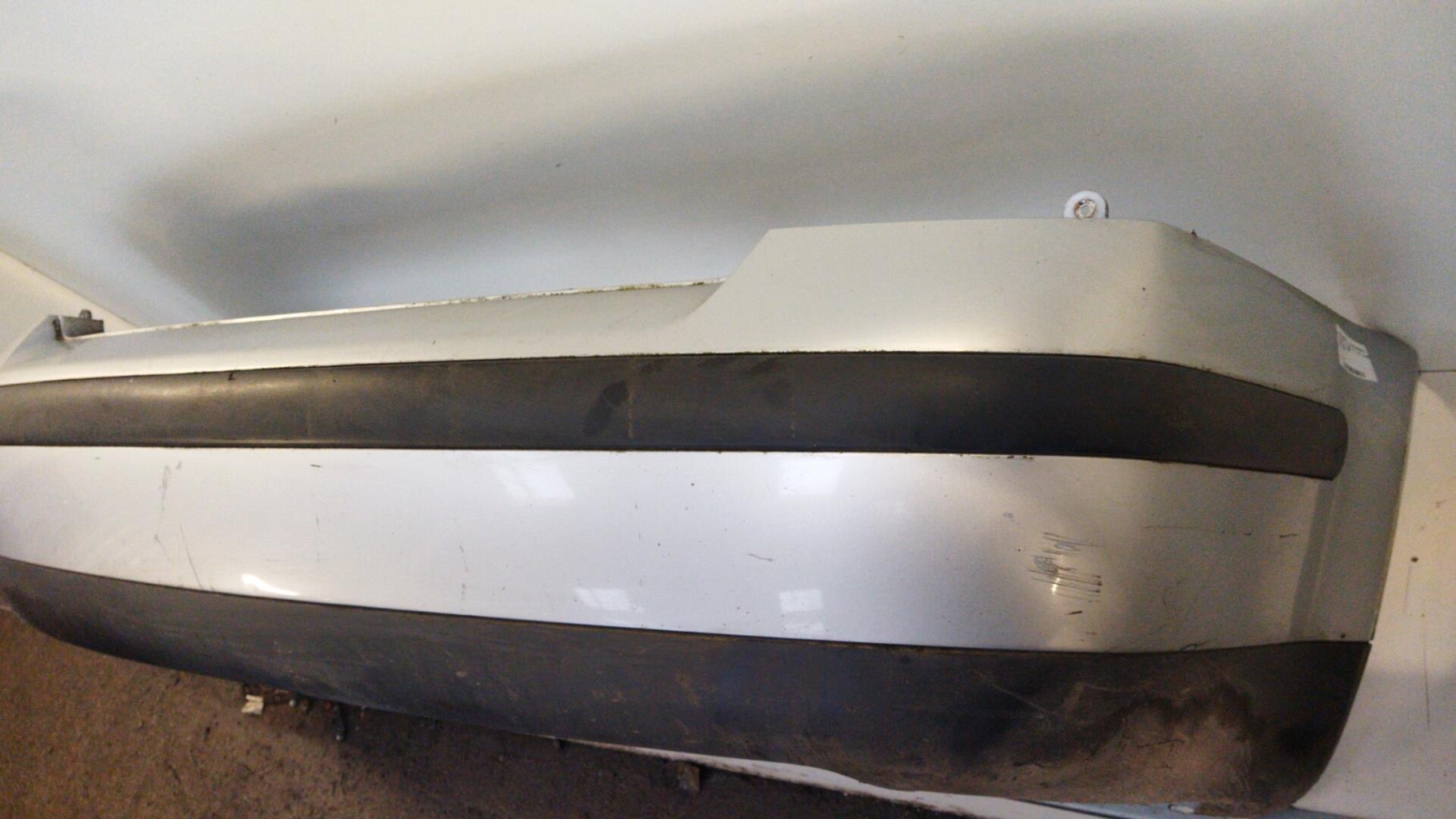 Pare choc arriere VOLKSWAGEN PASSAT 4 PHASE 2 Diesel - 1