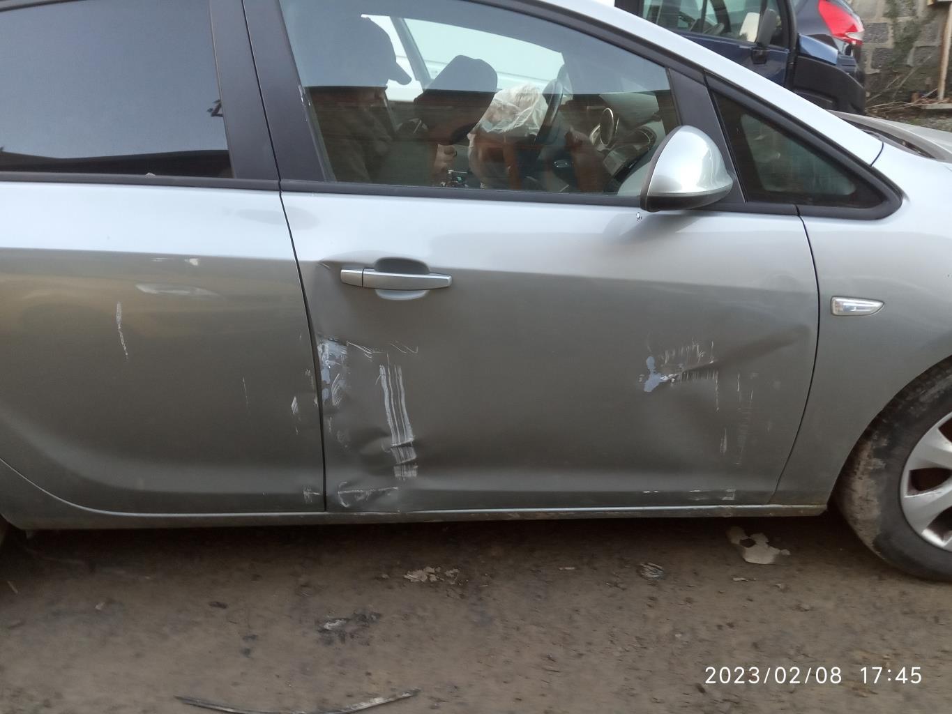 Plage arriere OPEL ASTRA J PHASE 1 Diesel - 1
