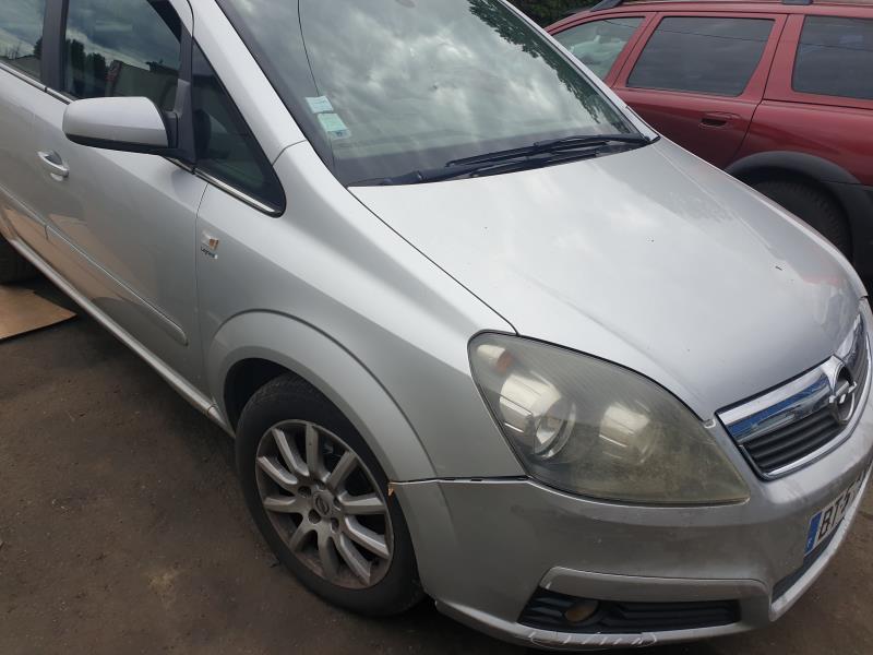 Aile avant droit OPEL ZAFIRA B PHASE 1 Diesel - 1
