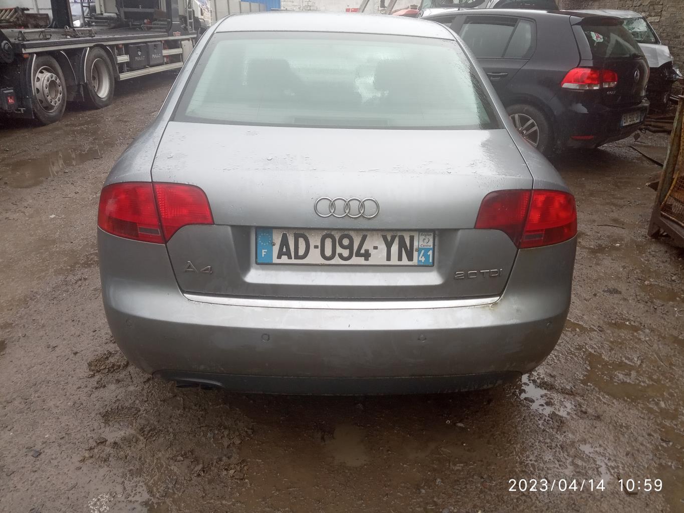 Etrier arriere droit (freinage) AUDI A4 2 PHASE 2  - 1