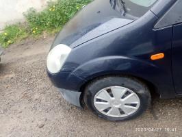 Triangle avant droit