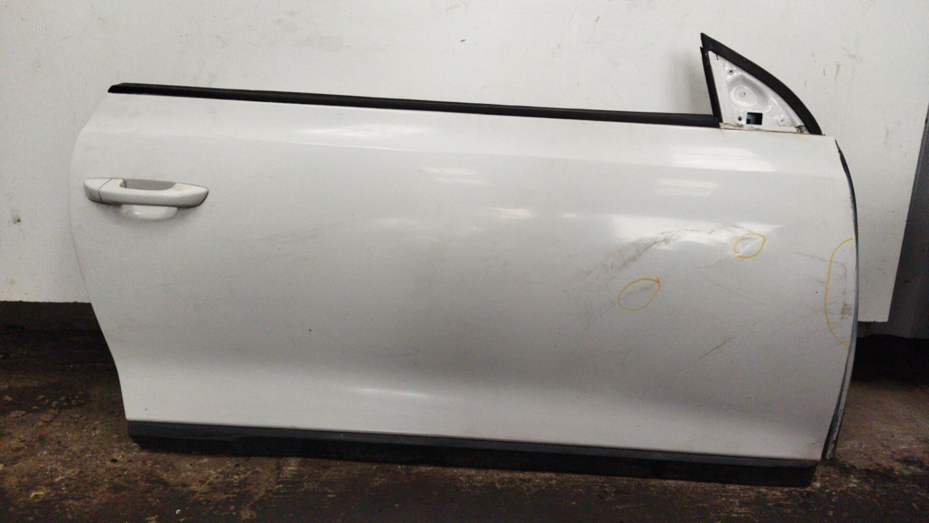 Porte avant droit VOLKSWAGEN SCIROCCO 3 PHASE 1 COUPE Essence - 1