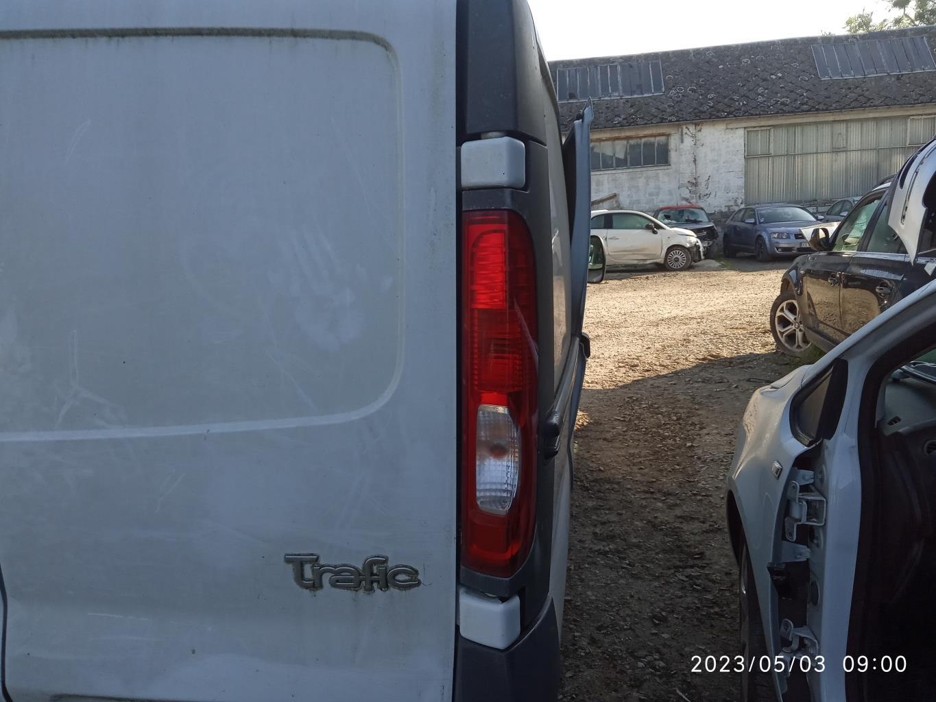 Triangle avant droit RENAULT TRAFIC 2 PHASE 2 Diesel - 1