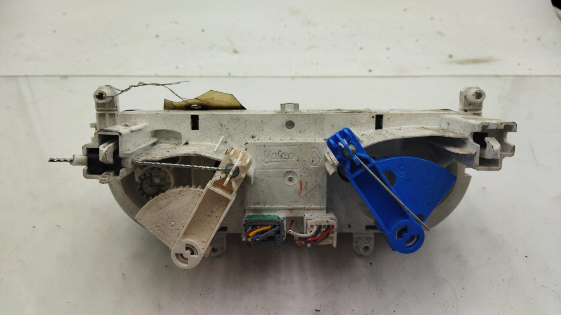 Commande chauffage CITROEN C3 3 PHASE 1 Essence - 1