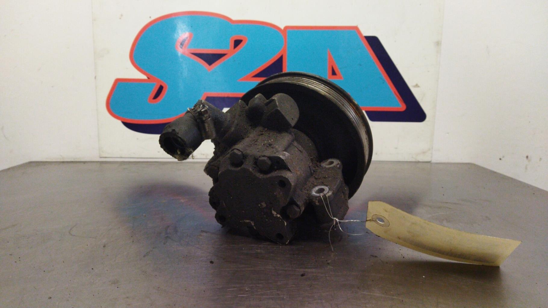 Pompe de direction MERCEDES VITO 638  - 1