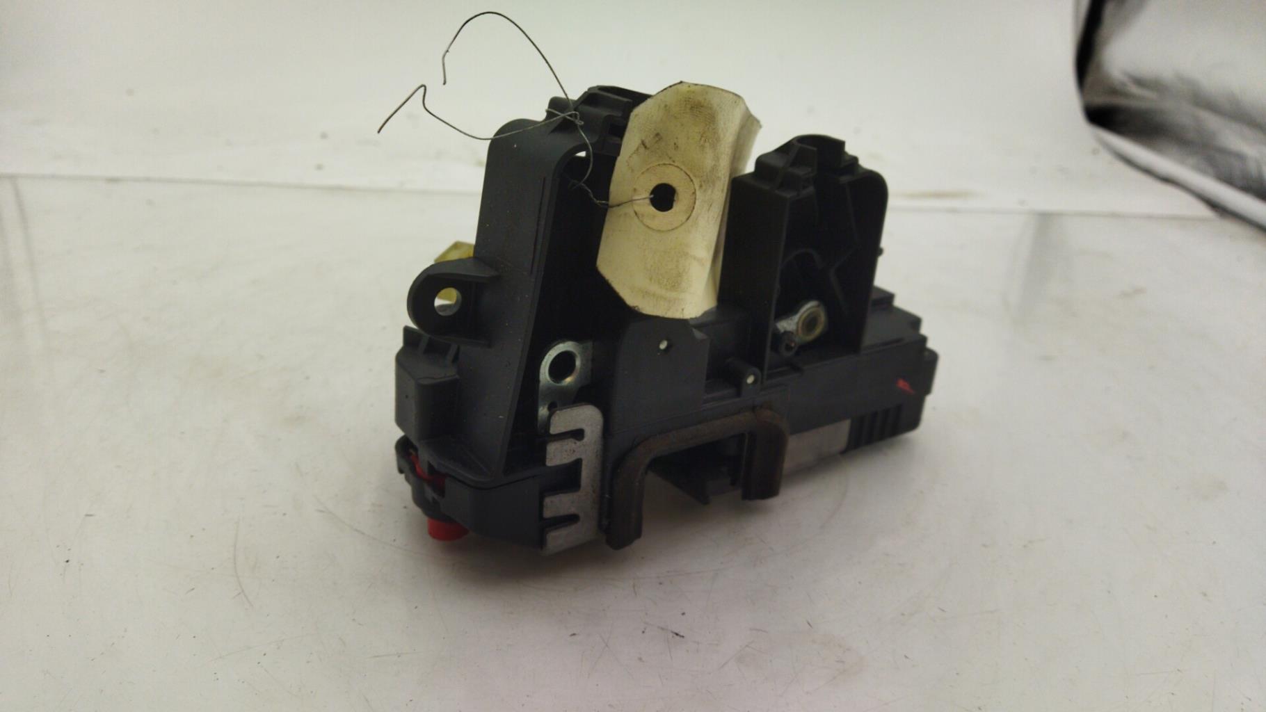 Serrure arriere droit OPEL VECTRA C PHASE 1 BREAK Diesel - 1