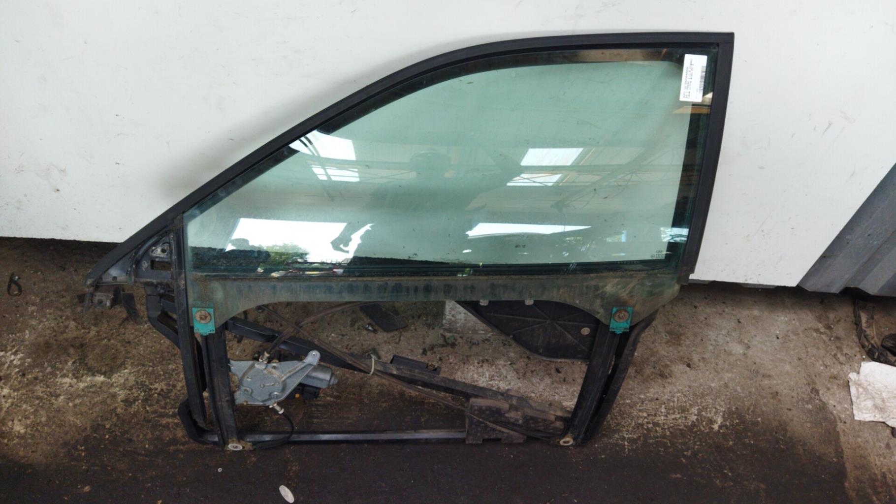 Leve vitre electrique avant gauche AUDI A3 1 PHASE 1 Diesel - 1