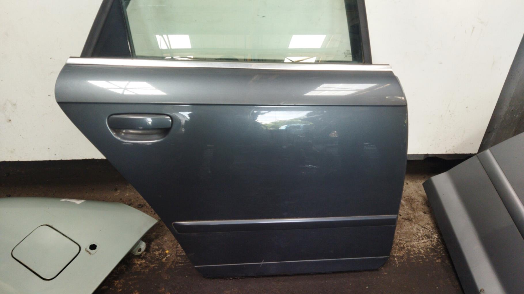 Porte arriere droit AUDI A4 2 AVANT PHASE 2 BREAK Diesel - 1