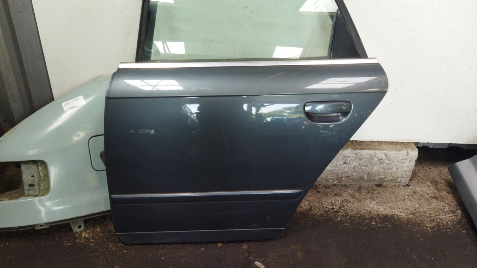 Porte arriere gauche AUDI A4 2 AVANT PHASE 2 BREAK Diesel - 1