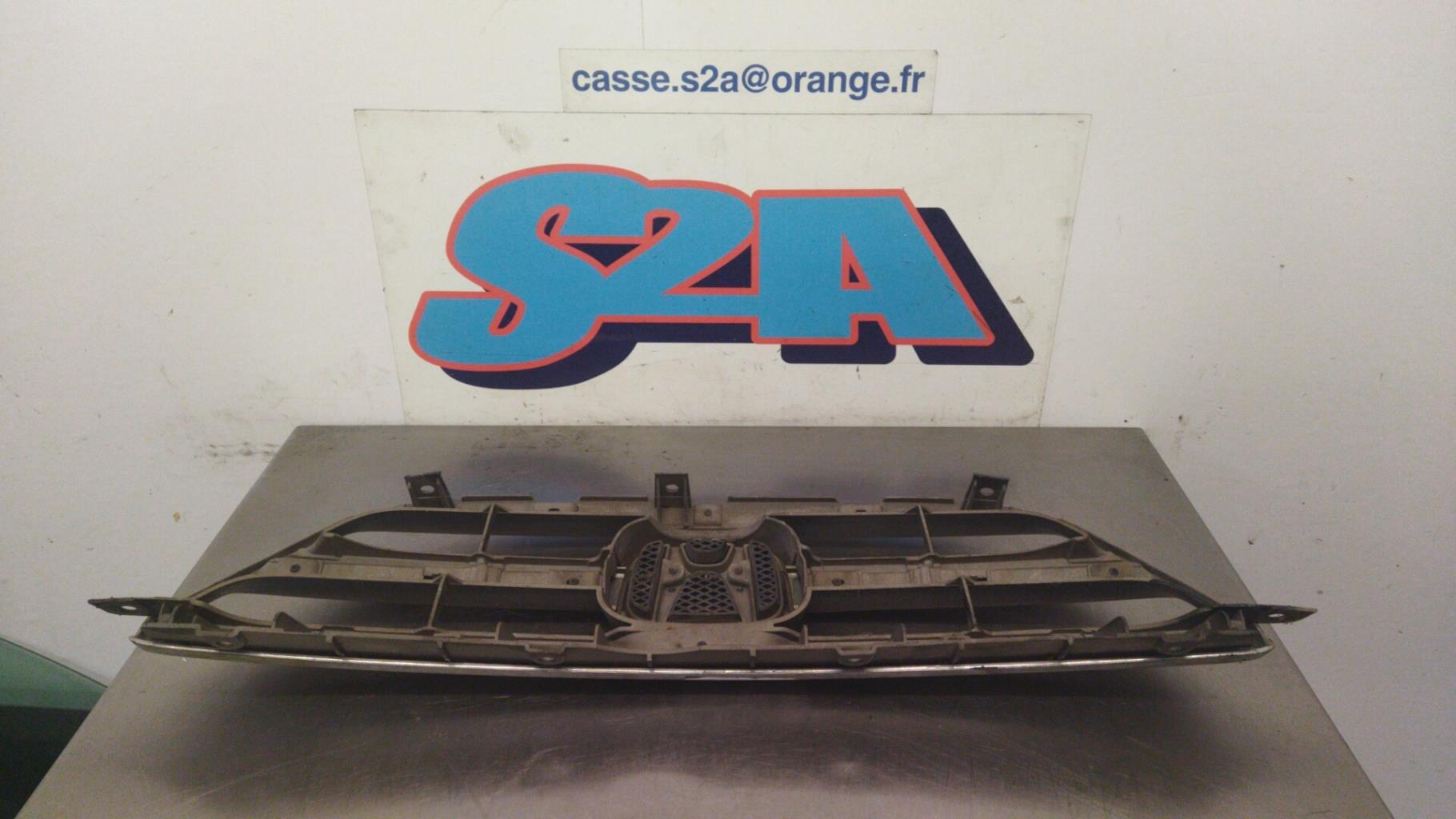 Calandre HONDA FR-V Essence - 1