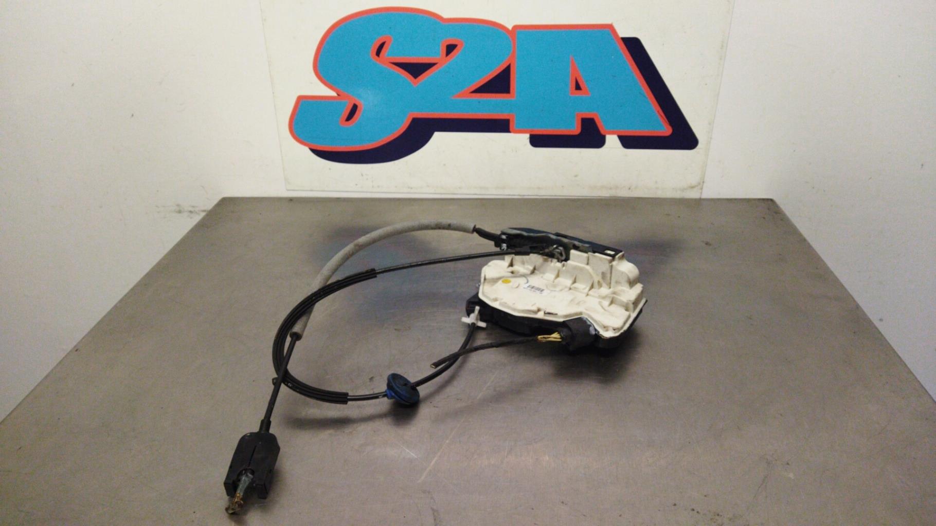 Serrure avant droit VOLKSWAGEN SCIROCCO 3 PHASE 1 COUPE Diesel - 1