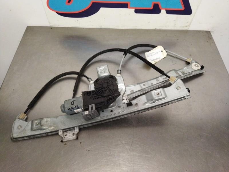 Leve vitre electrique avant droit DS DS3 PHASE 3 Essence - 1