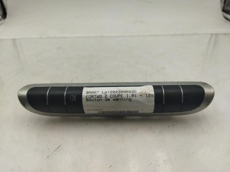 Bouton de warning SMART FORTWO 2 COUPE Essence - 1
