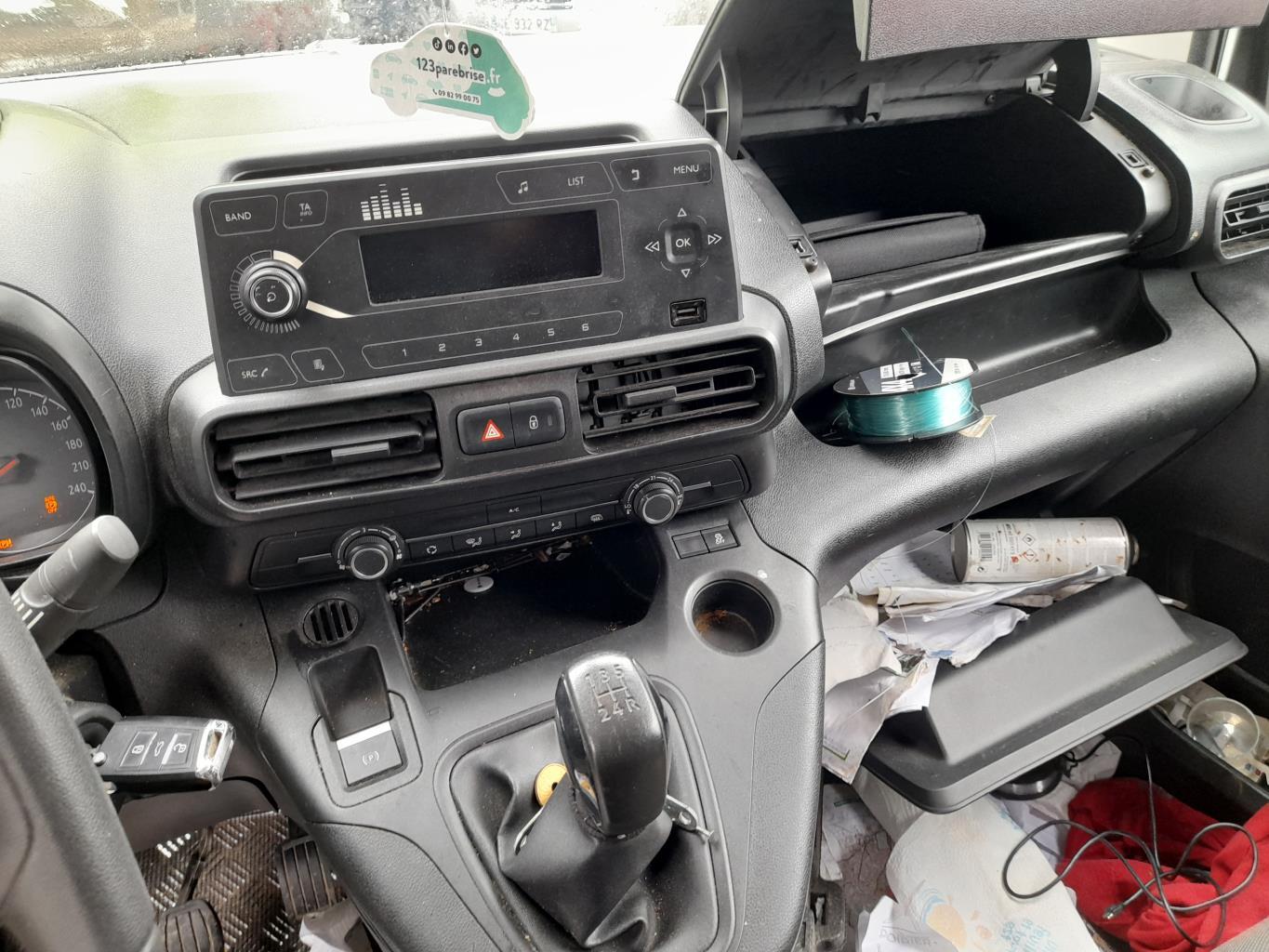 Moteur OPEL COMBO E PHASE 1 Diesel - 1