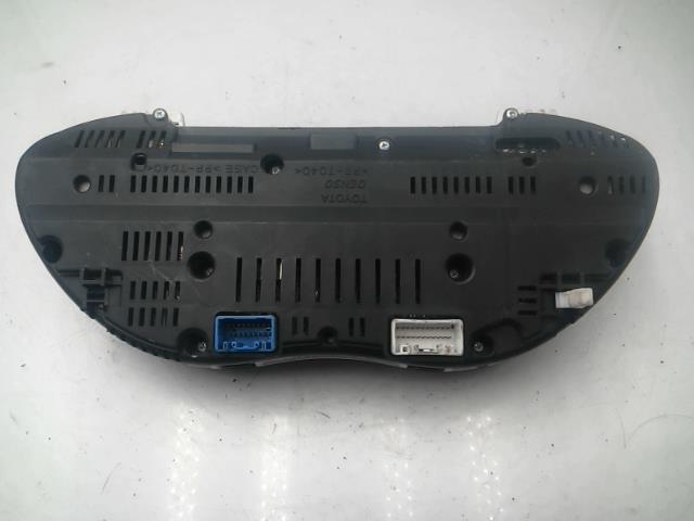 Compteur TOYOTA AVENSIS 2 PHASE 2 BREAK Diesel - 1