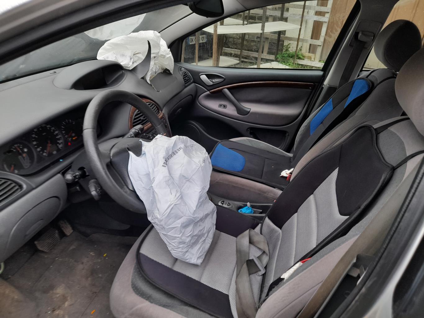 Verin de coffre CITROEN C5 1 PHASE 1 Diesel - 1