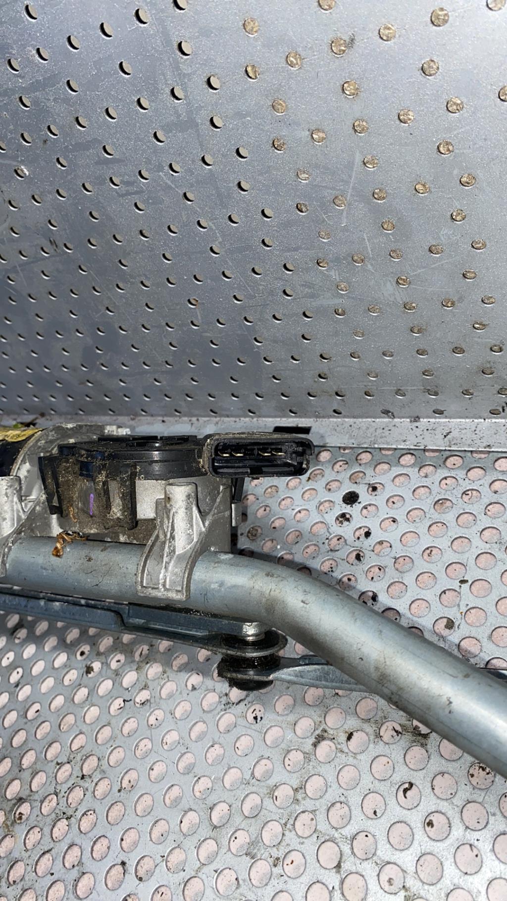 Mecanisme d'essuie glace RENAULT MEGANE 3 PHASE 2 Essence - 1