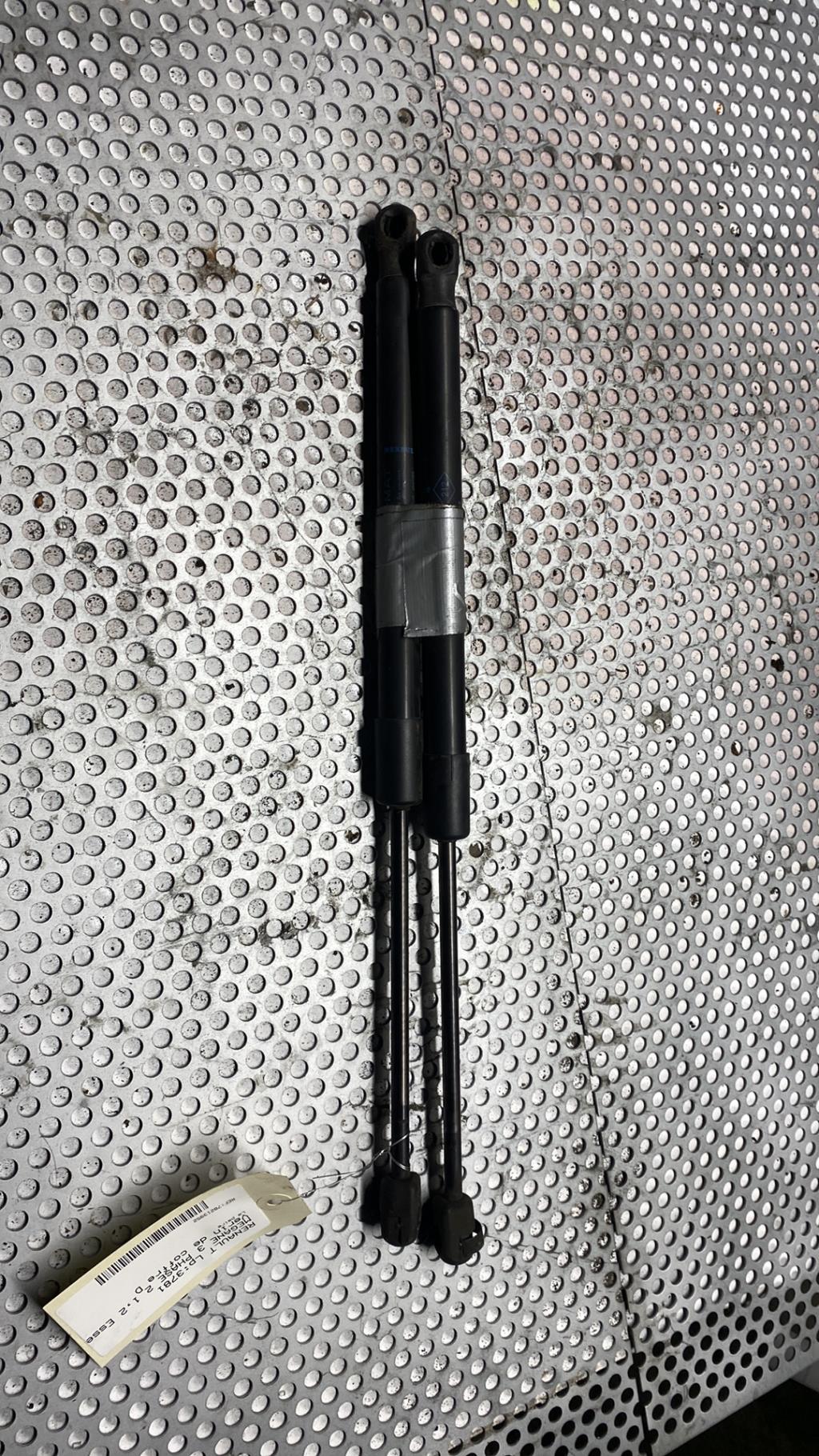 Verin de coffre RENAULT MEGANE 3 PHASE 2 Essence - 1