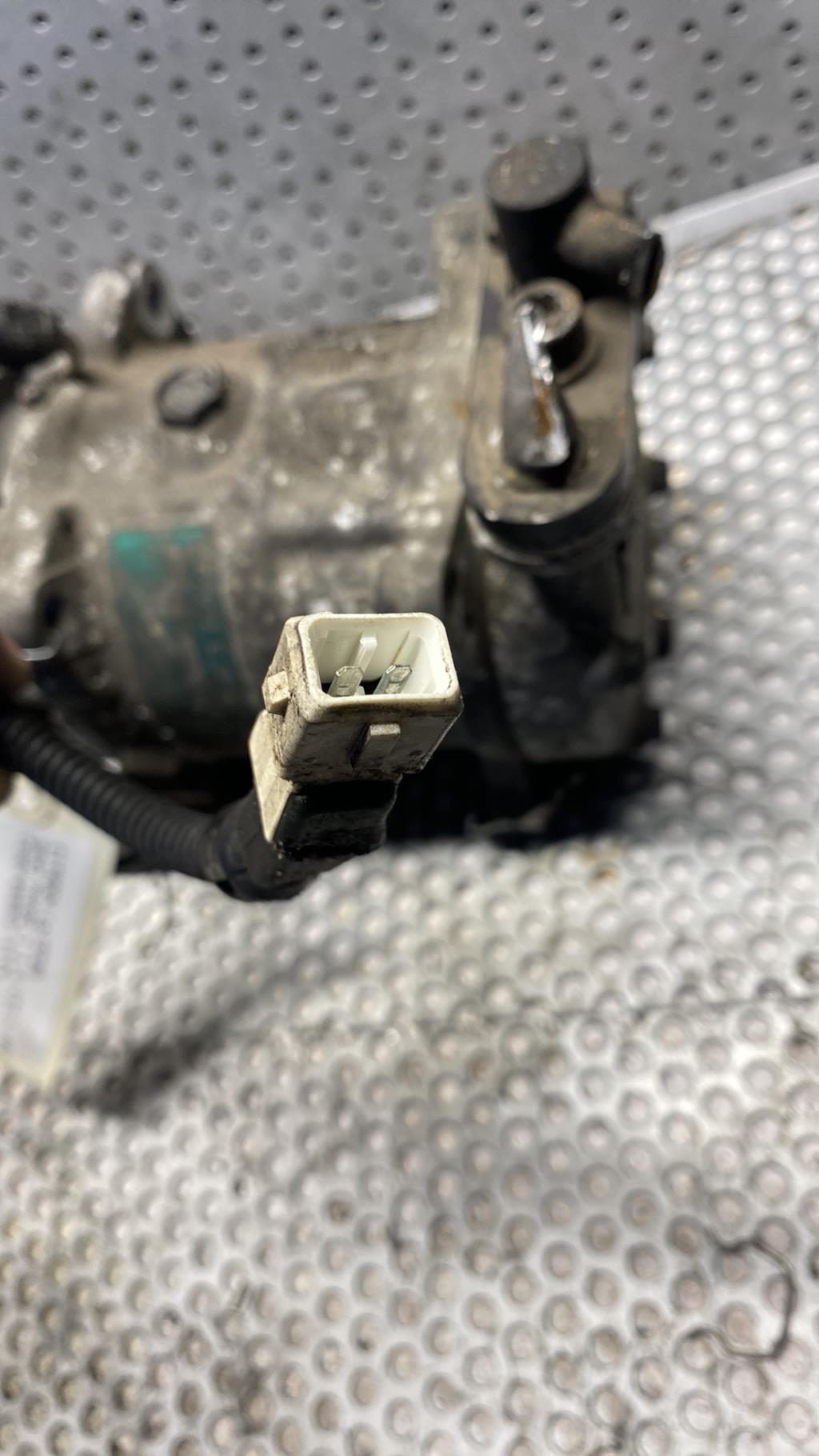 Compresseur clim CITROEN SAXO PHASE 1 Essence - 1