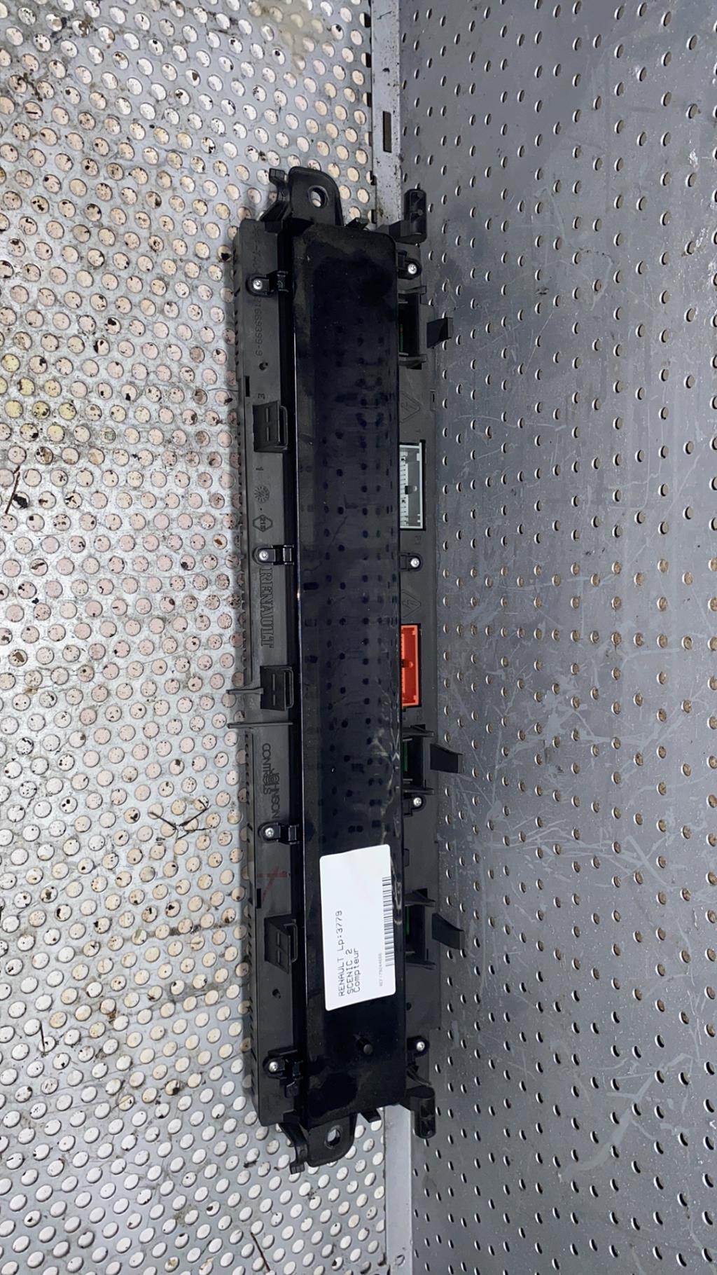 Compteur RENAULT SCENIC 2 PHASE 2 Diesel - 1
