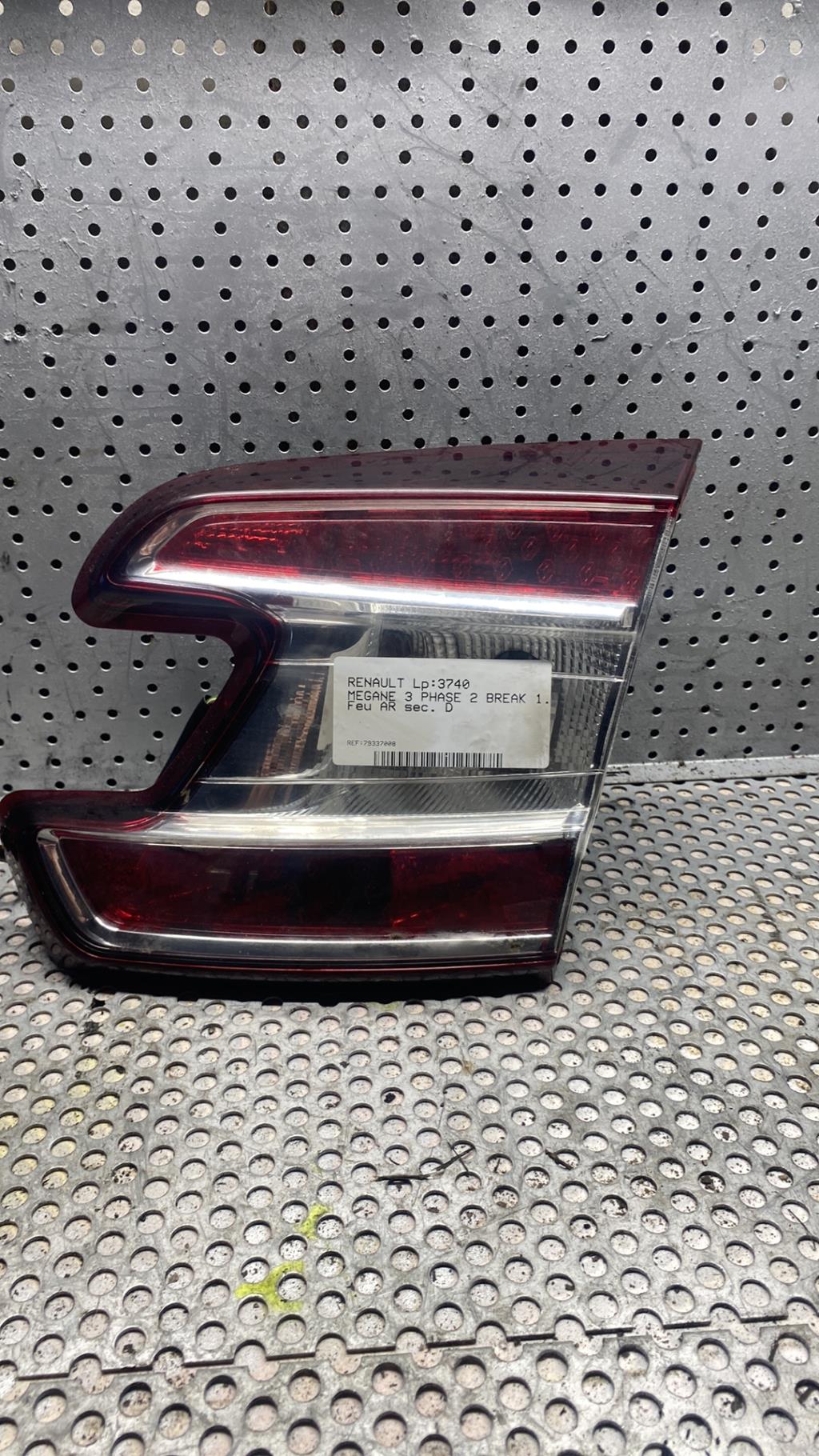 Feu arriere secondaire droit (feux) RENAULT MEGANE 3 PHASE 2 BREAK Diesel - 1