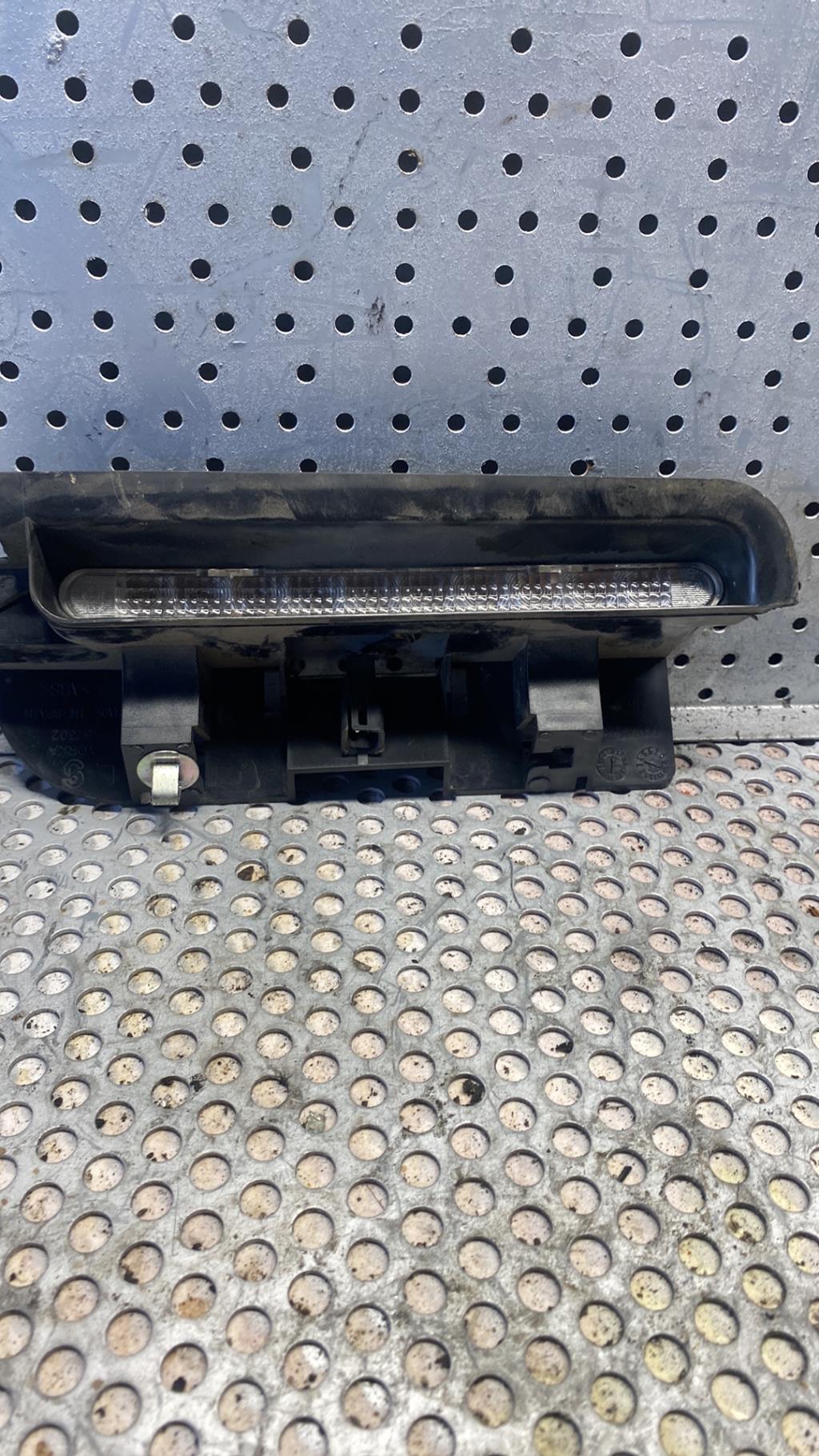Feu arriere stop central OPEL COMBO C PHASE 2 Diesel - 1