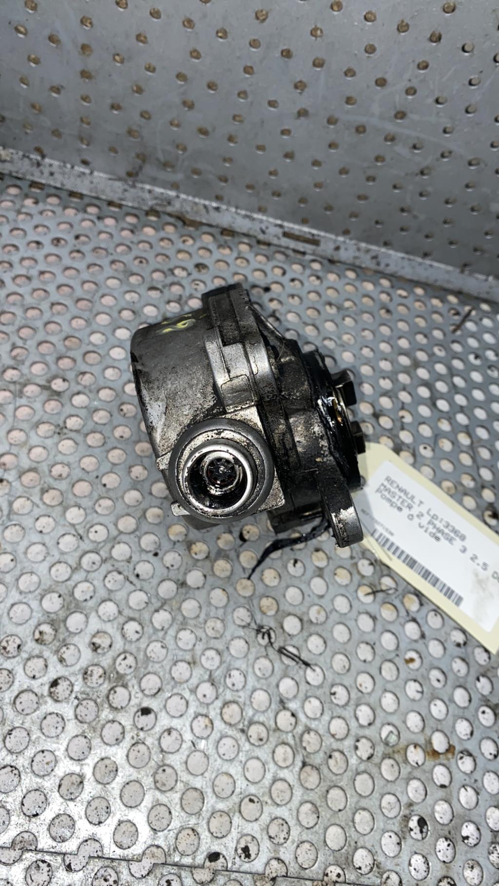 Pompe à vide RENAULT MASTER 2 PHASE 3 Diesel - 1