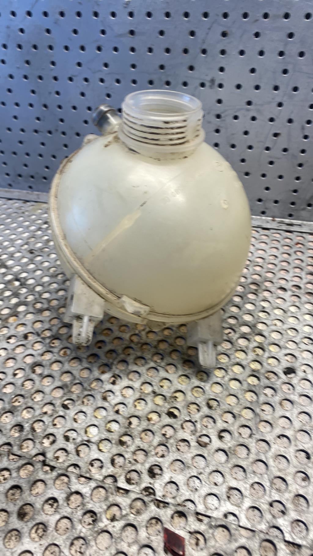 Vase d'expansion CITROEN BERLINGO 2 PHASE 2 Diesel - 1