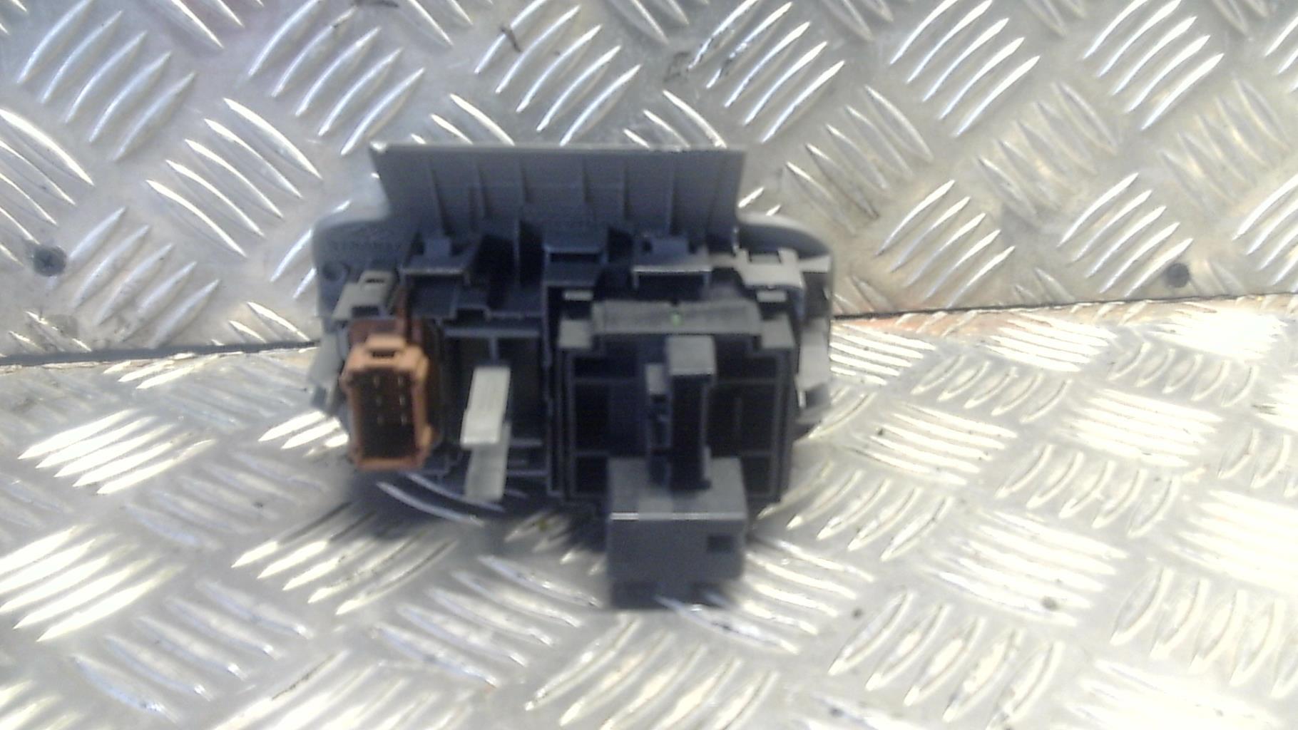 Commande de reglage hauteur de phare RENAULT SCENIC 2 PHASE 2 Diesel - 1
