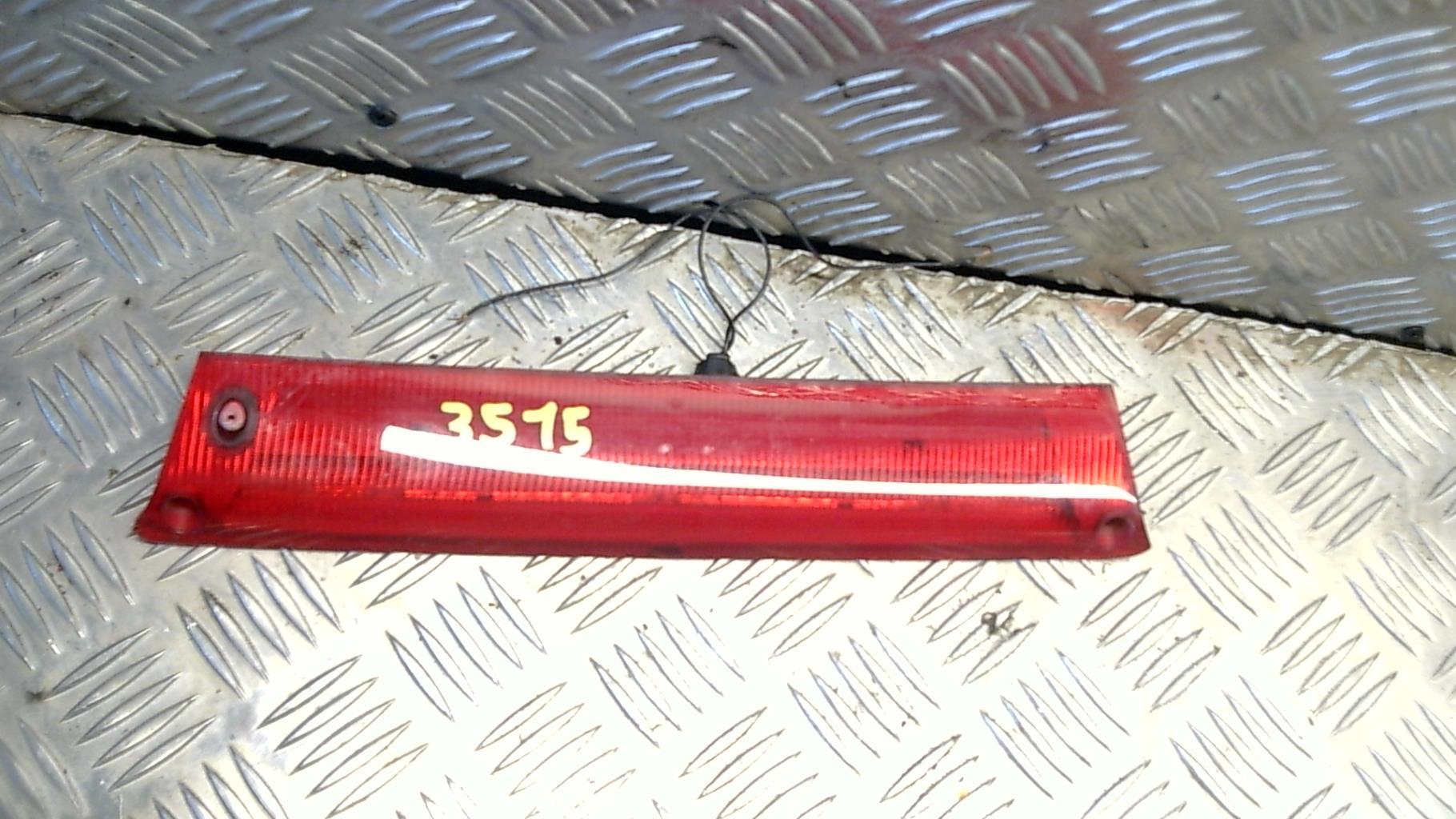 Feu arriere stop central FORD FIESTA 6 PHASE 1 Diesel - 1