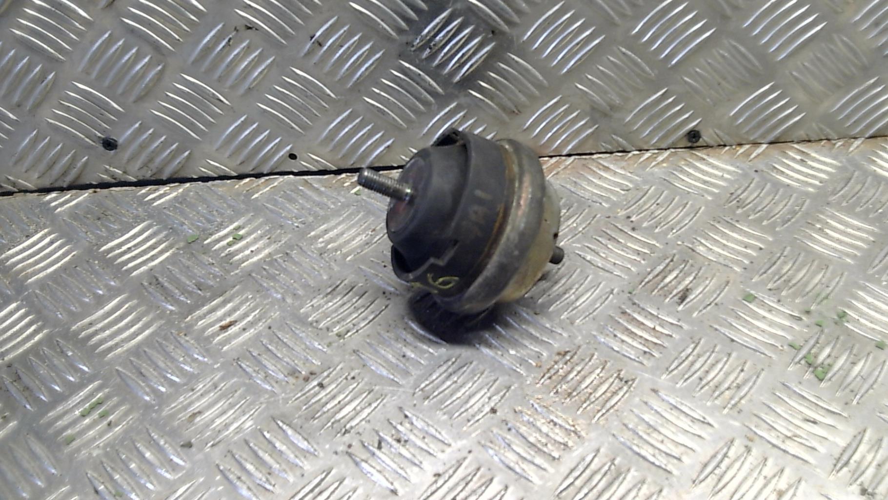 Support moteur droit PEUGEOT 306 PHASE 1 Diesel - 1